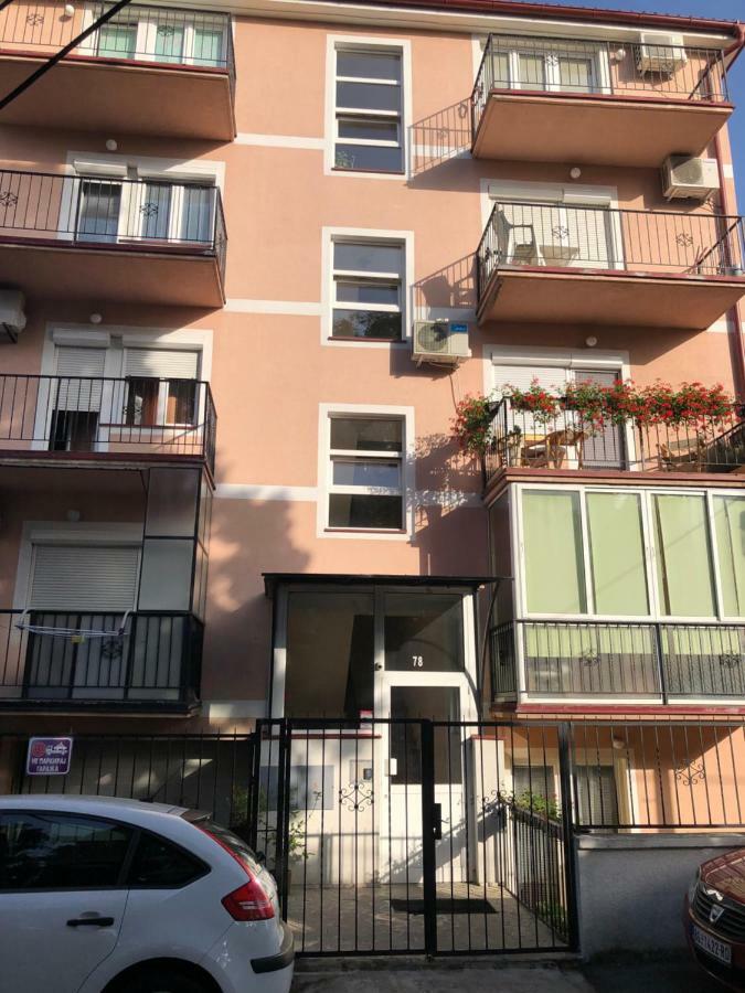 Love Belgrado Exterior foto